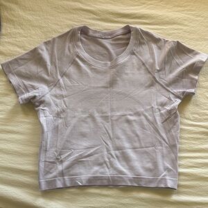 Lululemon Swiftly Tech Cropped Short-Sleeve Shirt 2.0 Size 6 Lilac